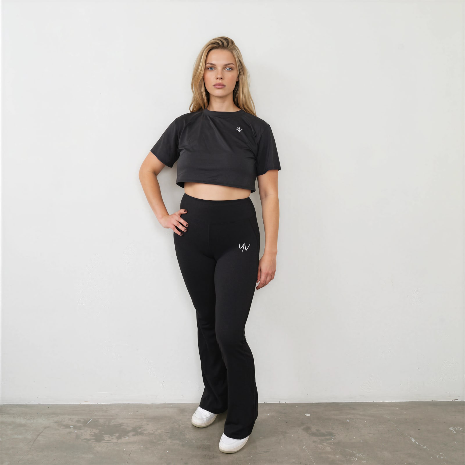 Model-Chicago-zwart-style Chicago Flared Sportlegging - Afbeelding 1